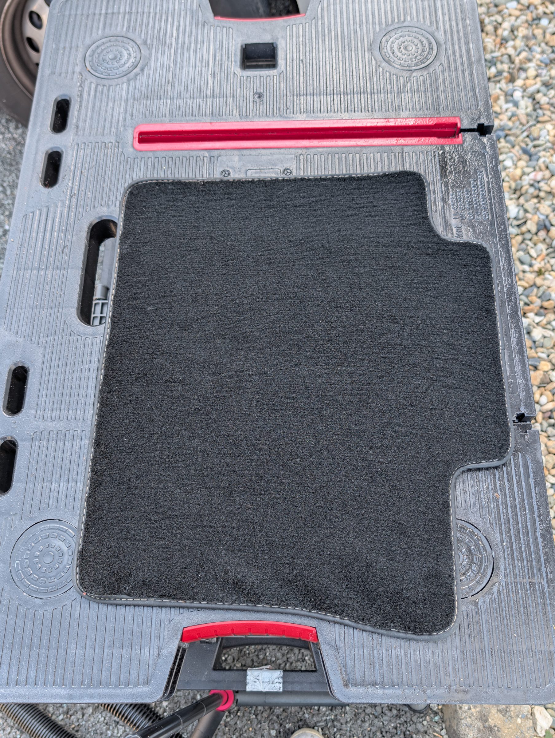 Après - Nettoyage tapis de sol