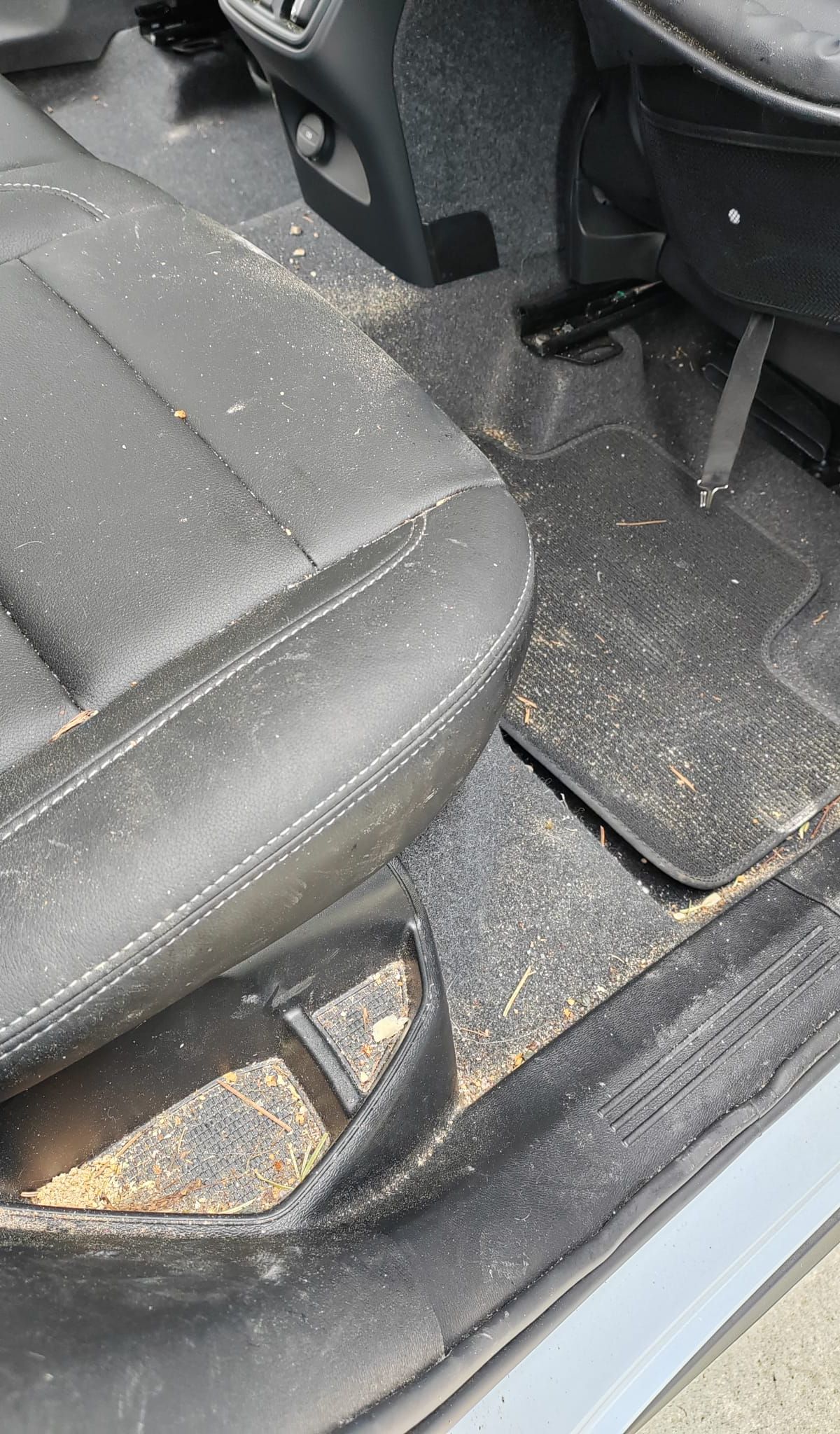 Avant - Nettoyage intérieur Volvo XC60